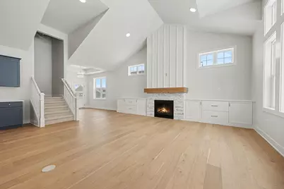 4692 Knapp Bluff Drive NE, Grand Rapids, MI 49525 - Photo 3