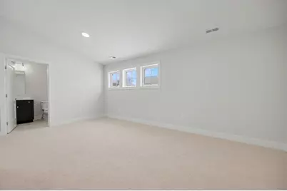 4692 Knapp Bluff Drive NE, Grand Rapids, MI 49525 - Photo 27