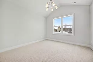 4692 Knapp Bluff Dr NE, Grand Rapids, MI 49525 - Photo 19