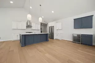 4692 Knapp Bluff Dr NE, Grand Rapids, MI 49525 - Photo 5