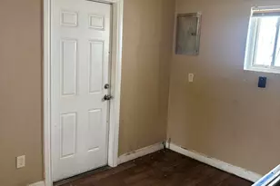 6893 Plainview Ave, Detroit, MI 48228 - Photo 7