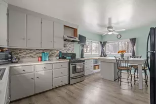 36915 Sibley Rd, New Boston, MI 48164 - Photo 11