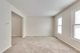 2275 Embro Dr SE, Grand Rapids, MI 49508 - Photo 9