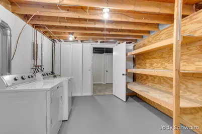 2275 Embro Drive SE, Grand Rapids, MI 49508 - Photo 41