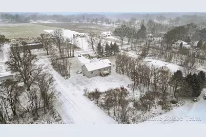 671 Leonard Street NW, Grand Rapids, MI 49534 - Photo 5