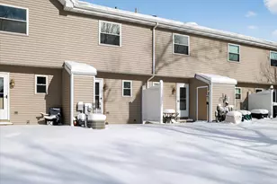 8058 Wimbledon Dr, Portage, MI 49024 - Photo 27