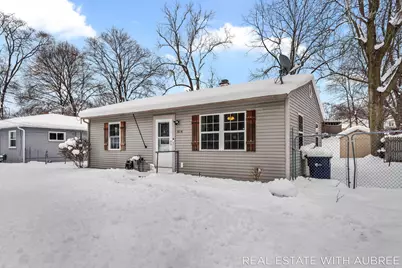 814 Woolsey Drive SW, Grand Rapids, MI 49503 - Photo 3