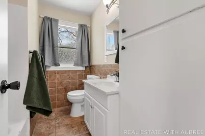 814 Woolsey Drive SW, Grand Rapids, MI 49503 - Photo 19