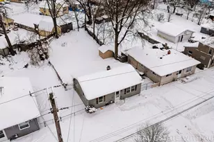 814 Woolsey Dr SW, Grand Rapids, MI 49503 - Photo 27