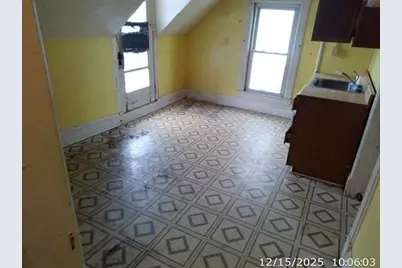 418 E Church Street, Adrian, MI 49221 - Photo 7