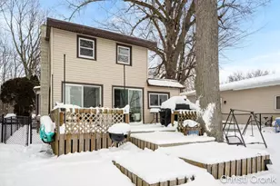 3779 Willow Dr NE, Grand Rapids, MI 49525 - Photo 3