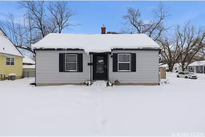 38 Leroy Street SW, Grand Rapids, MI 49548 - Photo 1