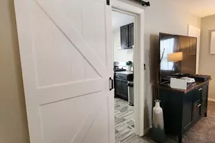 38 Leroy St SW, Grand Rapids, MI 49548 - Photo 11