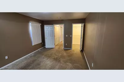 152 Legacy Park Circle, Dearborn Heights, MI 48127 - Photo 19