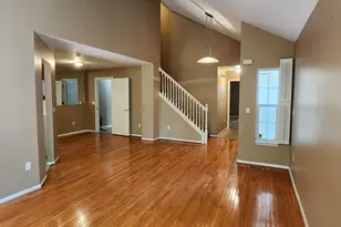 152 Legacy Park Cir, Dearborn Heights, MI 48127 - Photo 11