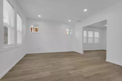 2725 Leslie Street, Detroit, MI 48238 - Photo 13