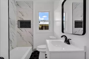 2725 Leslie St, Detroit, MI 48238 - Photo 23