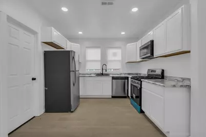 2525 Leslie Street, Detroit, MI 48238 - Photo 17