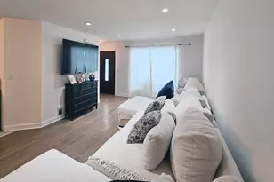 5346 Clippert St, Dearborn Heights, MI 48125 - Photo 3