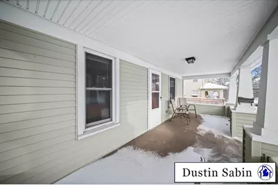 132 E Lincoln Avenue, Ionia, MI 48846 - Photo 5