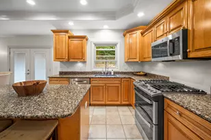 1560 Stonecreek Dr, Niles, MI 49120 - Photo 15