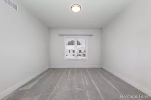 6645 Croft Ln, Hudsonville, MI 49426 - Photo 15