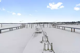 1738 Waukazoo Dr, Holland, MI 49424 - Photo 51