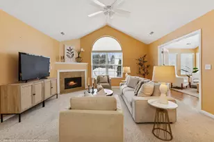 2811 Villa Ln, Benton Harbor, MI 49022 - Photo 5