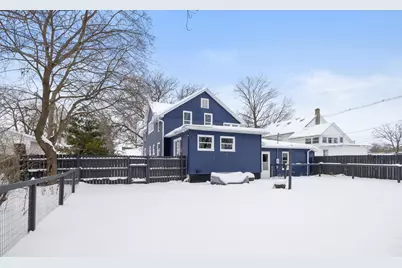 517 Elm Street SE, Lowell, MI 49331 - Photo 5