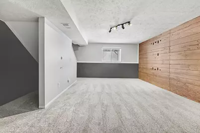 82 Carriage Lane SW, Grand Rapids, MI 49548 - Photo 11