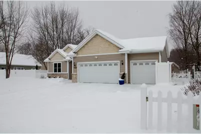 2150 Oak Leaf Trail, Portage, MI 49024 - Photo 5