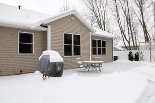 2150 Oak Leaf Trail, Portage, MI 49024 - Photo 7