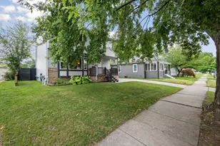 578 E Mahan Ave, Hazel Park, MI 48030 - Photo 3