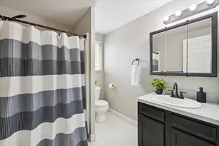 578 E Mahan Ave, Hazel Park, MI 48030 - Photo 21