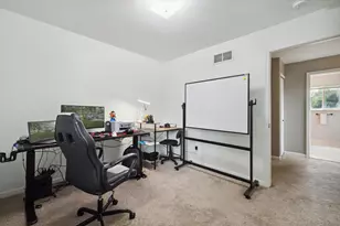 578 E Mahan Ave, Hazel Park, MI 48030 - Photo 33