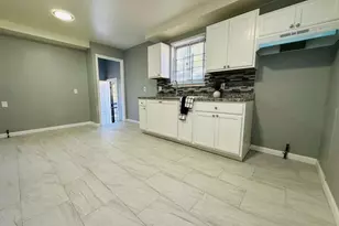 16599 Lenore Ave, Detroit, MI 48219 - Photo 9