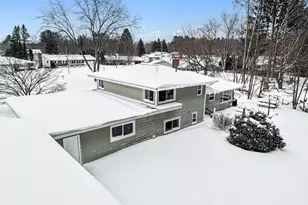 1187 Yorkshire Dr, Norton Shores, MI 49441 - Photo 43