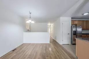 120 W Oakbrook Dr, Ann Arbor, MI 48103 - Photo 15