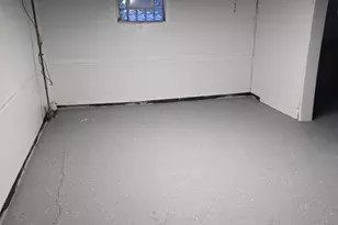 1013 Mahlon St, Lansing, MI 48906 - Photo 39