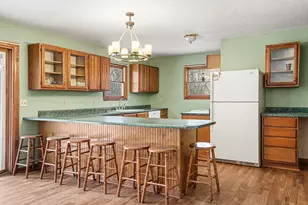 67747 Thunderbird Dr, Sturgis, MI 49091 - Photo 9