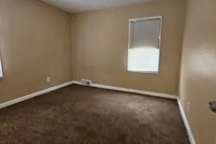 12066 Minden St, Detroit, MI 48205 - Photo 9