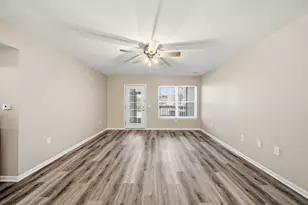 2738 S Knightsbridge Cir, Ann Arbor, MI 48105 - Photo 15