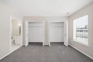 2738 S Knightsbridge Cir, Ann Arbor, MI 48105 - Photo 21