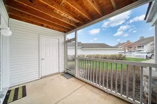 2738 S Knightsbridge Cir, Ann Arbor, MI 48105 - Photo 13