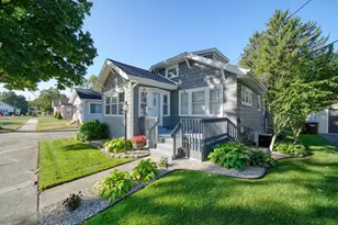 600 Seventh St, Jackson, MI 49203 - Photo 1