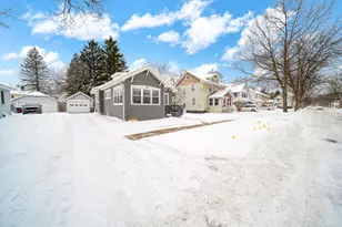 600 Seventh St, Jackson, MI 49203 - Photo 3