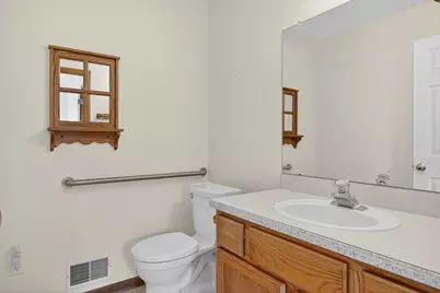 36394 Cecilia Drive #26, Sterling Heights, MI 48312 - Photo 17