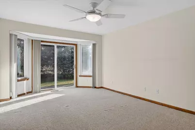 36394 Cecilia Drive #26, Sterling Heights, MI 48312 - Photo 9