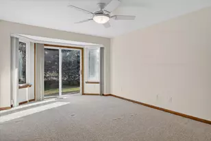 36394 Cecilia Dr, Sterling Heights, MI 48312 - Photo 9