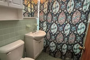 400 Colfax St, Jackson, MI 49203 - Photo 11